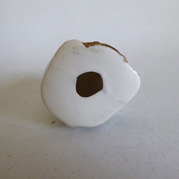 VINTAGE NEW JAPANESE JAPAN 3” MANEKI NEKO LUCKY CAT PORCELAIN FIGURINE - Picture 8 of 8